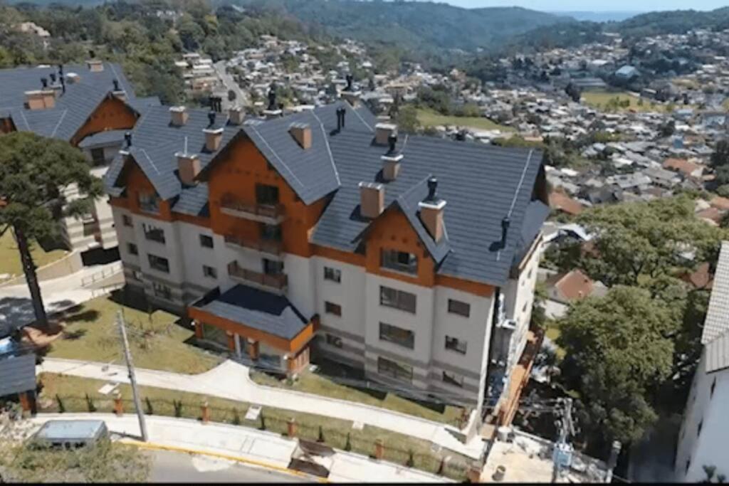 Apartamento Novo No Centro De กรามาโด ภายนอก รูปภาพ