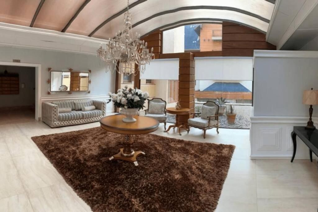 Apartamento Novo No Centro De กรามาโด ภายนอก รูปภาพ