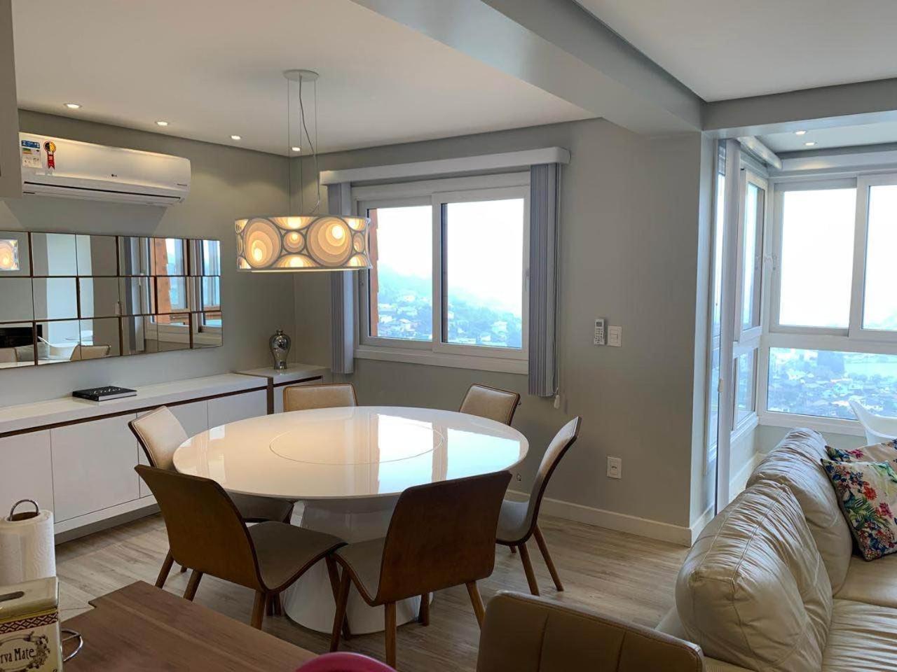 Apartamento Novo No Centro De กรามาโด ภายนอก รูปภาพ